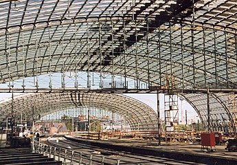 train hall (inside)