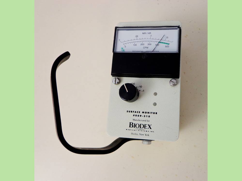 Biodex 069-310 Surface Monitor for Radiation Detection.